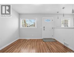 Kitchen - 1056 Mctavish Street, Regina, SK S4T3V3 Photo 2