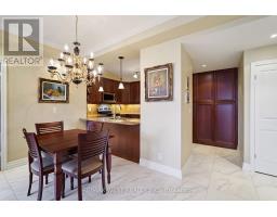 Living room - 407 9235 Jane Street, Vaughan, ON L6A0J8 Photo 5