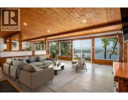 Mud room - 1306 Harrison Way, Gabriola Island, BC V0R1X2 Photo 3