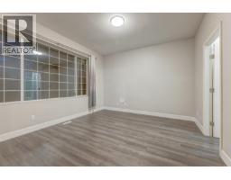 3095 Cardinal Crescent, Coquitlam, BC V3E3C4 Photo 2