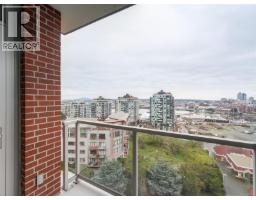 Living room - 1007 83 Saghalie Rd, Victoria, BC V9A0E7 Photo 5