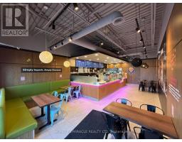 303 325 Maxbecker Drive, Waterloo, ON N2E4H5 Photo 4