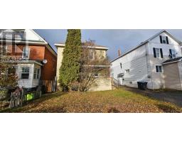 162 Albert St W, Sault Ste Marie, ON P6A1B4 Photo 2