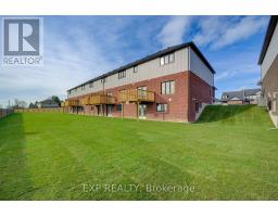 Great room - 235 Applewood Street, Blandfordblenheim, ON N0J1S0 Photo 2