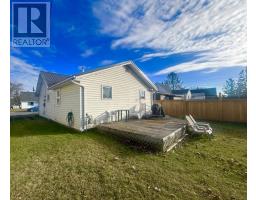 Primary Bedroom - 917 Phair Avenue, Fort Frances, ON P9A2M6 Photo 2