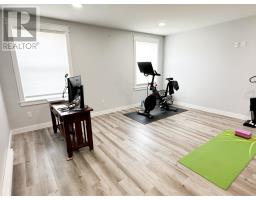 Primary Bedroom - 4 Fifth St, Balmertown, ON P0V1C0 Photo 4