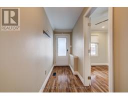 Foyer - 13 694 Grey Street, Brantford, ON N3S4Y4 Photo 5