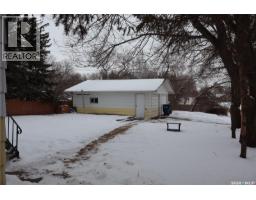 Bedroom - 102 1st Avenue E, Coronach, SK S0H0Z0 Photo 5