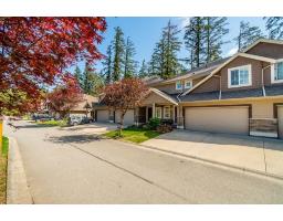 Living room - 27 1175 7th Avenue Hope, Hope, BC V0X1L4 Photo 3