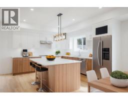 4pc Ensuite bath - 2241 Heitman Street, Enderby, BC V0E1V2 Photo 5