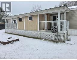 Kitchen - 130 Ferry Road Unit 9, Clearwater, BC V0E1N2 Photo 5