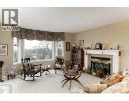 Balcony - 5 1356 Slater St, Saanich, BC V8X2P9 Photo 2