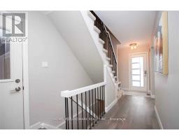 1240 Mulmur Court, Pickering, ON L1V3L7 Photo 3