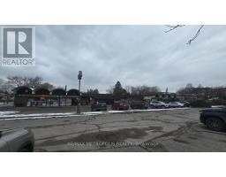 10 261 Michael Boulevard, Whitby, ON L1N5B2 Photo 4