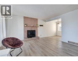 Eating area - 4051 Davis Road, Prince George, BC V2N5K9 Photo 2