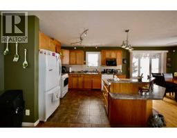 Dining room - 660 1 Avenue, Irricana, AB T0M1B0 Photo 3