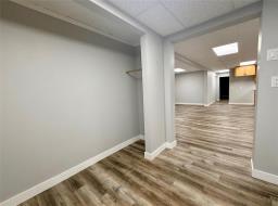 214 Lucy Avenue, Reston, MB R0M1X0 Photo 5