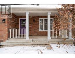 Living room - 41 Ross Patrick Crescent, Newmarket, ON L3X3G9 Photo 4
