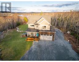 Bath (# pieces 1-6) - 4566 St Margarets Bay Road, Lewis Lake, NS B3Z1C4 Photo 3