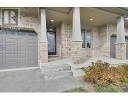 Bathroom - 2662 Buroak Drive, London North, ON N6G0Z9 Photo 2