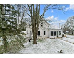 Bedroom - 1069 County Rd 9, Greater Napanee, ON K7R3K8 Photo 5