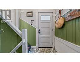 Living room - 132 Prince Albert Road, Dartmouth, NS B2Y1M6 Photo 4