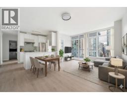 907 480 Robson Street, Image 3