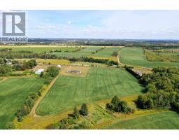 Acreage Bannockburn Road, North Wiltshire, PE C0A1Y0 Photo 3