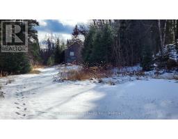 Bathroom - 44 Expressway Road, Perry, ON P0A1J0 Photo 4