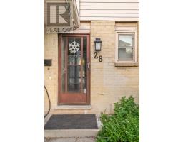 Kitchen - 28 1318 Highbury Avenue, London East, ON N5Y5E5 Photo 3