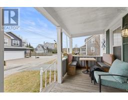 Bath (# pieces 1-6) - 6 Ryers Lane, Shelburne, NS B0T1W0 Photo 5