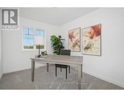 Living room - 235 Peacock Drive, Russell, ON K4R0A1 Photo 3