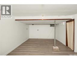 Bedroom - 20 Elizabeth Crescent, Regina, SK S4T5V9 Photo 5