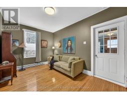 Dining room - 516 High Street, Georgian Bay, ON P0C1H0 Photo 5