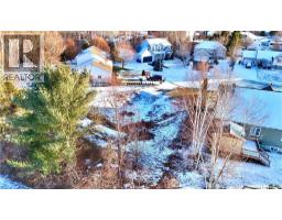 980 Westmount Court, Bathurst, NB E2A4V9 Photo 4