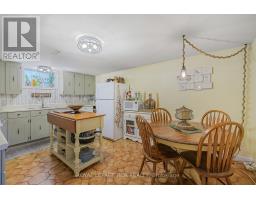 Bedroom 2 - 99 Toll Road, East Gwillimbury, ON L9N1G7 Photo 5