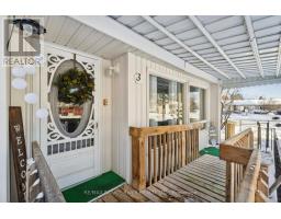 Family room - 35 Hawthorne Drive, Innisfil, ON L9S1P1 Photo 4