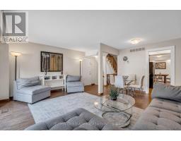 Bedroom - 139 Tamarack Drive, Markham, ON L3T4X3 Photo 5