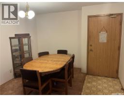 Bedroom - 102 115 8th Street Ne, Weyburn, SK S4H1E1 Photo 2