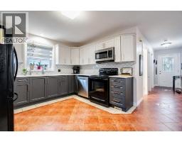 4pc Ensuite bath - 1368 Chateau Avenue, Windsor, ON N8P1M2 Photo 2