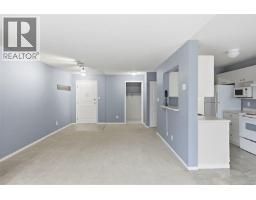 Bathroom - 306 894 Vernon Ave, Saanich, BC V8X2W6 Photo 5