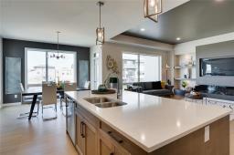 Eat in kitchen - 33 Fieldstone Crescent, Oak Bluff, MB R4G0E7 Photo 3