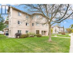 Living room - 101 115 Bond Street, Orillia, ON L3V1J7 Photo 3