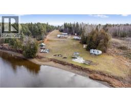 Dining room - 220 Saint Charles, Saintcharles, NB E4W4X4 Photo 5
