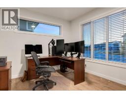Foyer - 108 Harmony Circle, Rural Rocky View County, AB T3Z0G7 Photo 4