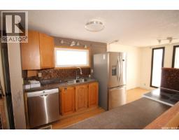 Kitchen/Dining room - 151 201 37 Highway, Shaunavon, SK S0N2M0 Photo 2