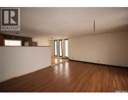 3pc Bathroom - 151 201 37 Highway, Shaunavon, SK S0N2M0 Photo 4