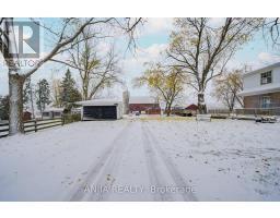 7092 Simcoe County 27 Road, Essa, ON L0L2N2 Photo 3