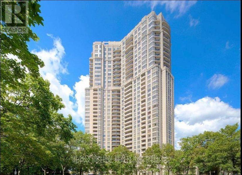 1604 35 Kingsbridge Garden Circle