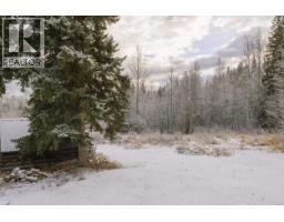 Bedroom 2 - 9509 Dunster Croydon Road, Dunster, BC V0J1J0 Photo 4